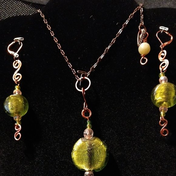 CCLHMHLLC Wired Jewellery Designs - Picture 4 of 4